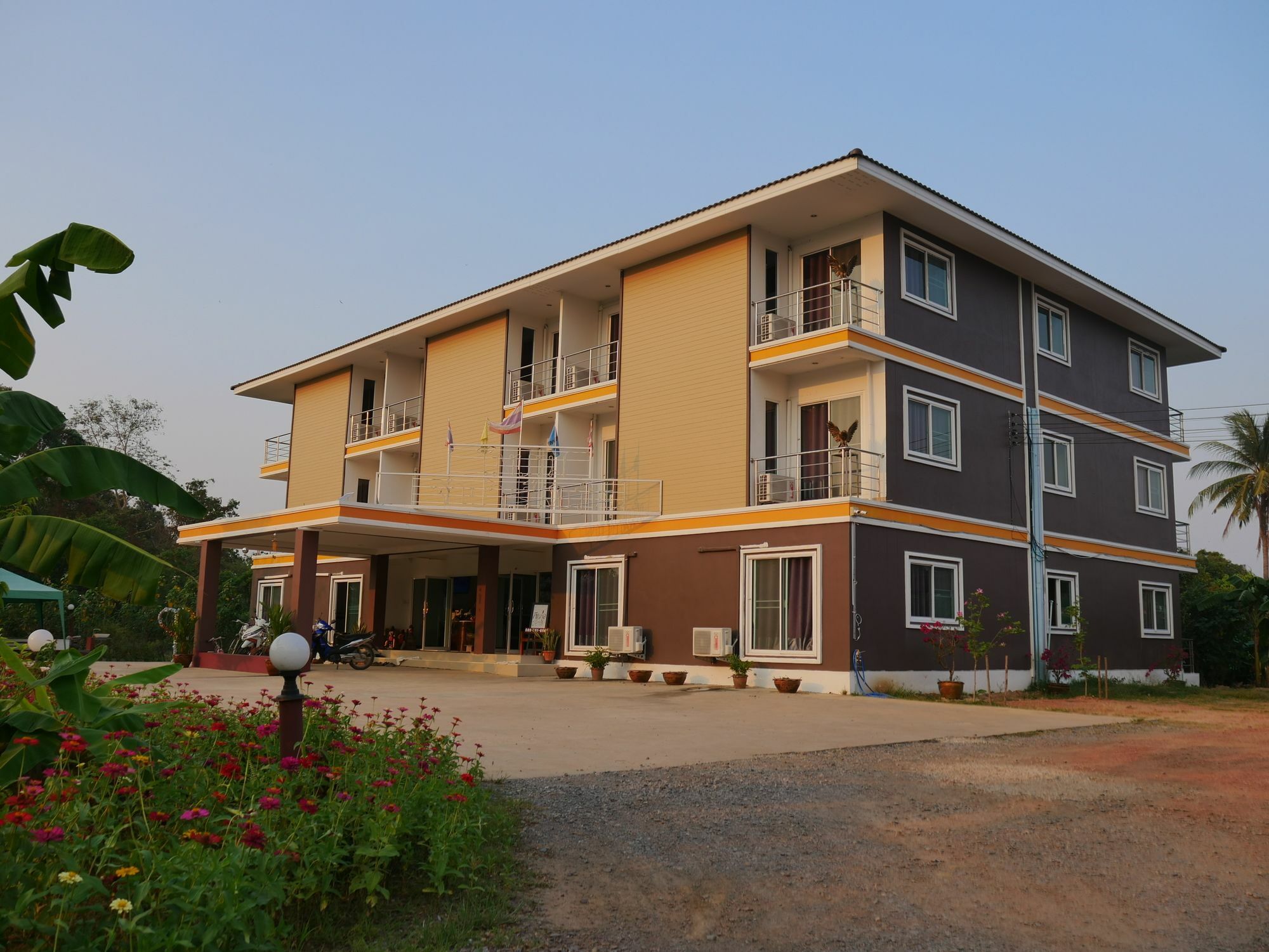 Jumpa Resort Hotel Phitsanulok Extérieur photo